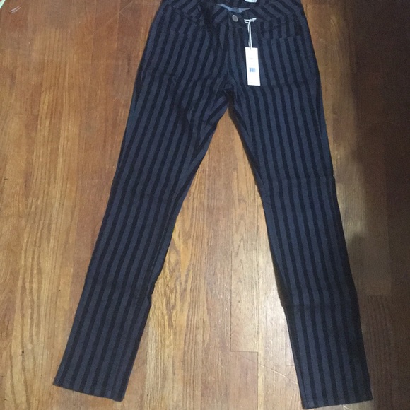 Romeo & Juliet Striped Black Velvet Jeans🎉🎉 - Picture 5 of 11